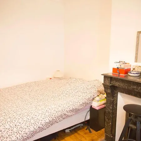 Charming T2 Bright Well Located Paris